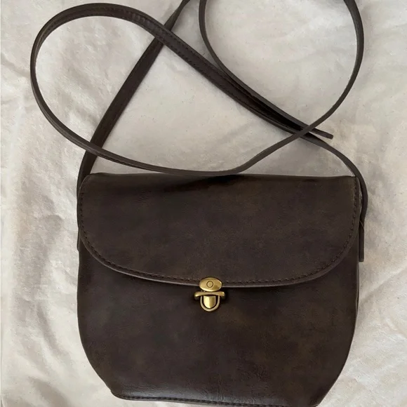 Brandy Melville vintage style Crossbody Bag - Picture 2 of 3
